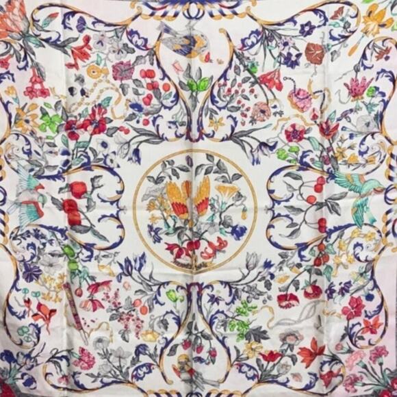 HERMES PIERRES D'ORIENT ET D'OCCIDENT SILK SCARF BY ZOE PAUWELS 90 CM SILK - Picture 2 of 16